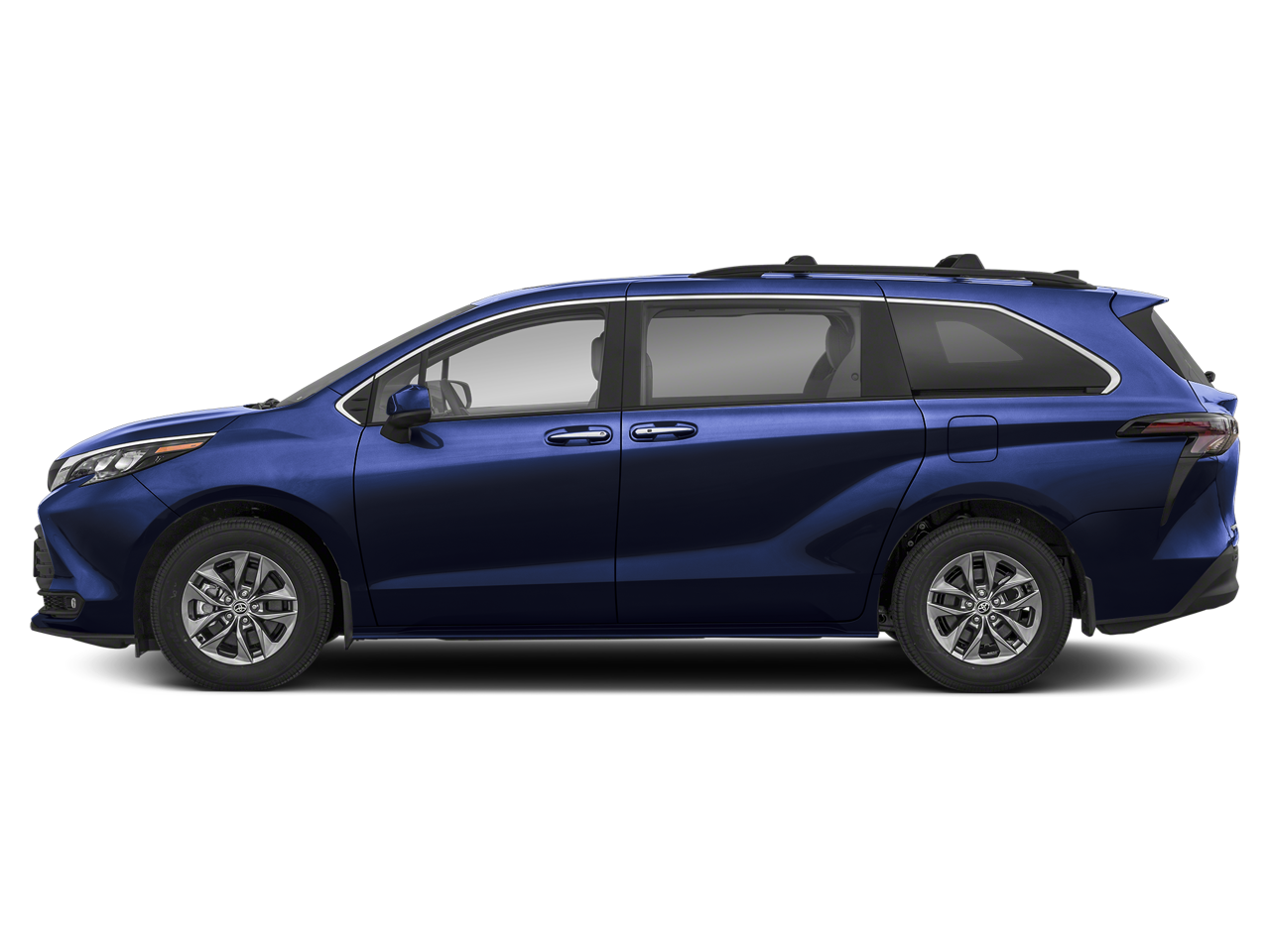 2026 Toyota Sienna XLE photo 3