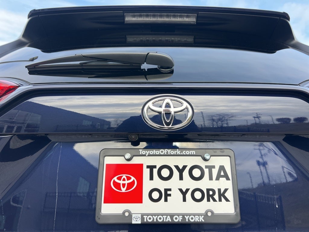 2025 Toyota RAV4 XLE Premium