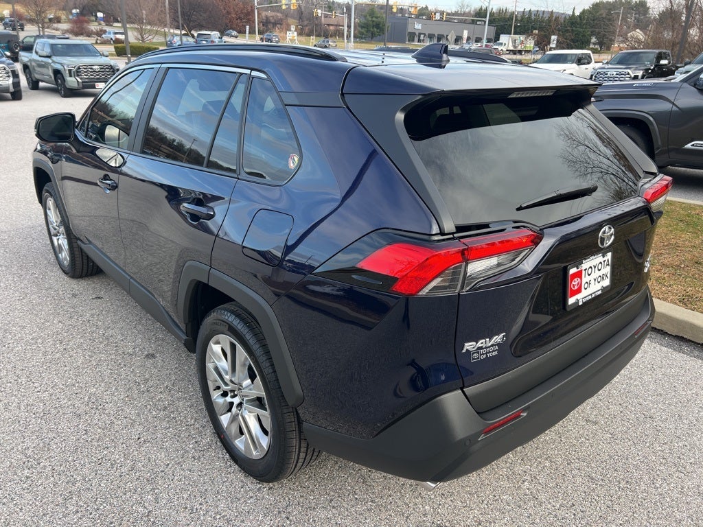 2025 Toyota RAV4 XLE Premium