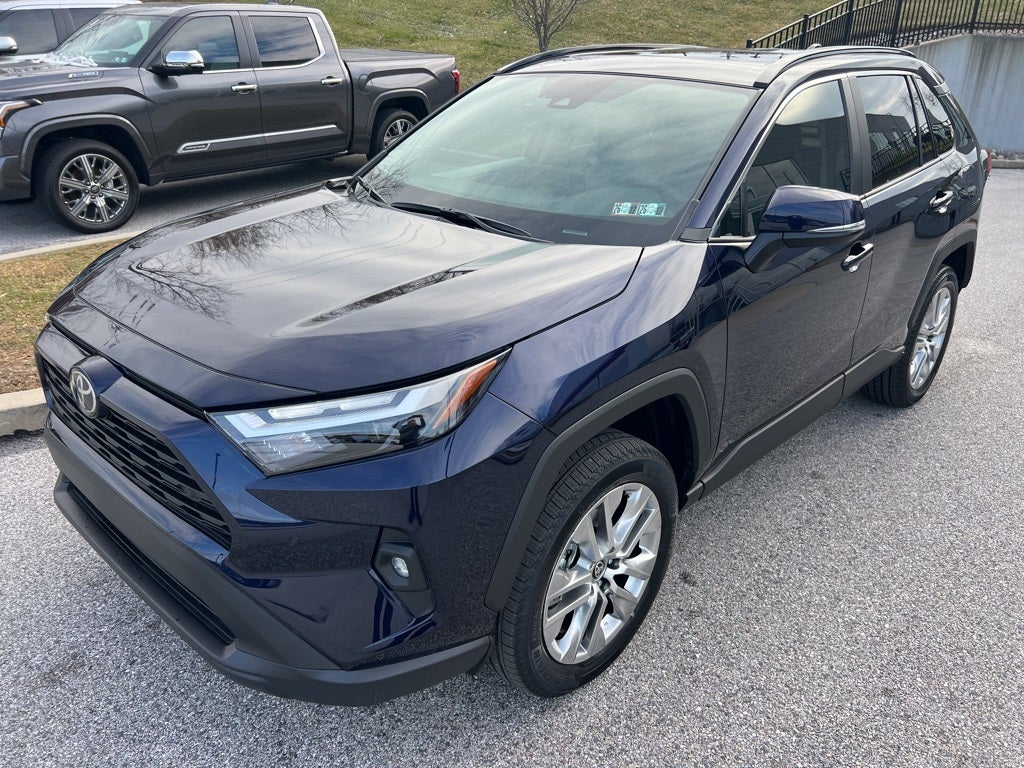 2025 Toyota RAV4 XLE Premium