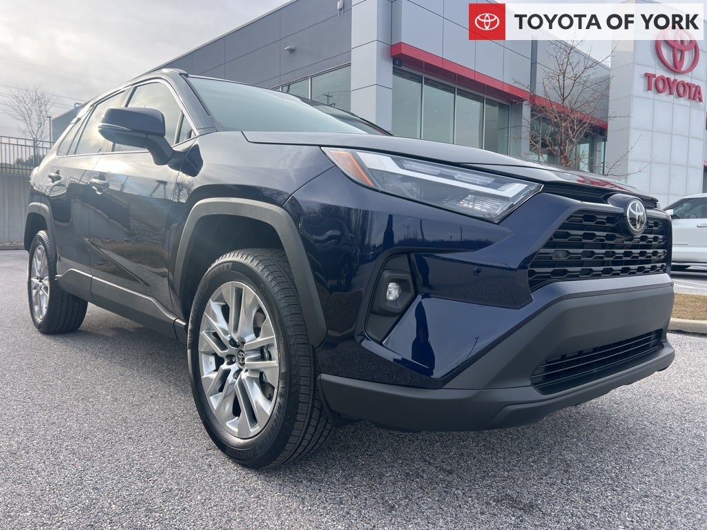2025 Toyota RAV4 XLE Premium