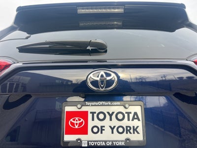 2025 Toyota RAV4 XLE Premium