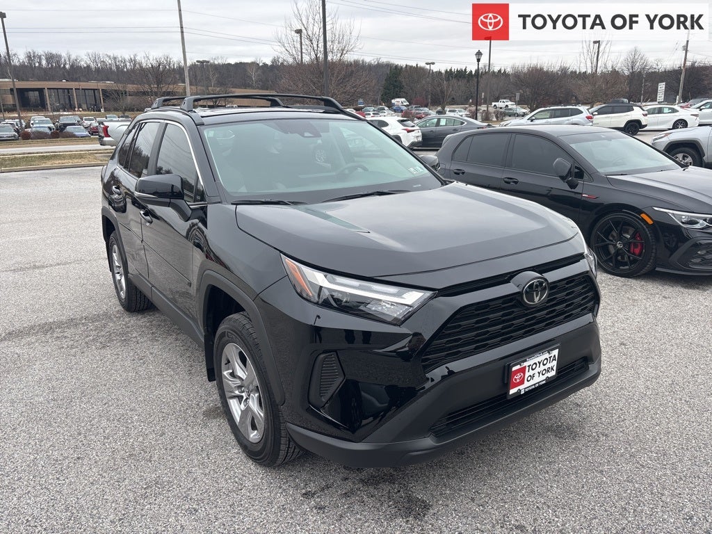 2025 Toyota RAV4 XLE