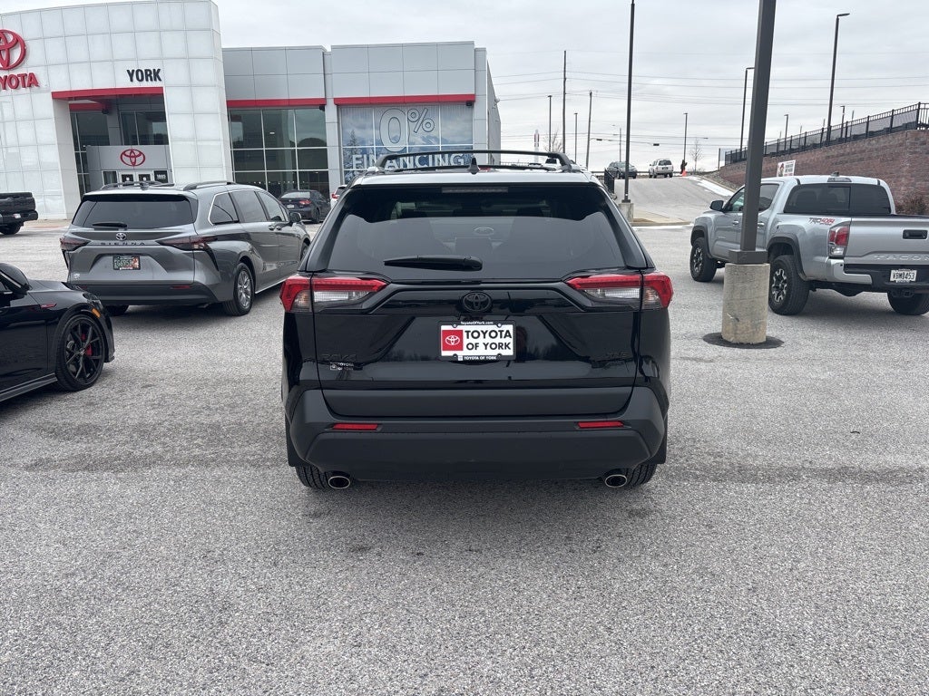 2025 Toyota RAV4 XLE