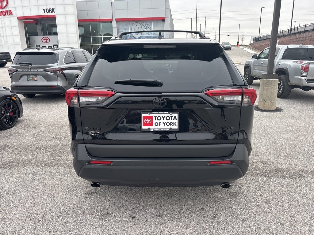 2025 Toyota RAV4 XLE