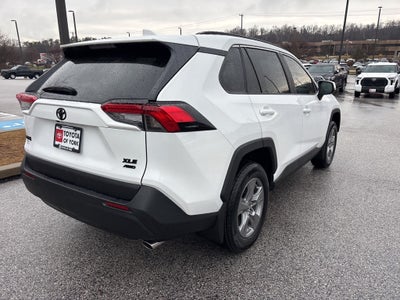 2025 Toyota RAV4 XLE