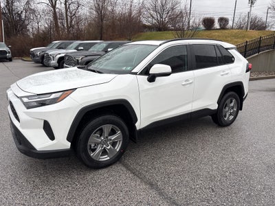 2025 Toyota RAV4 XLE