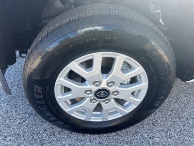 2025 Toyota Tacoma SR5