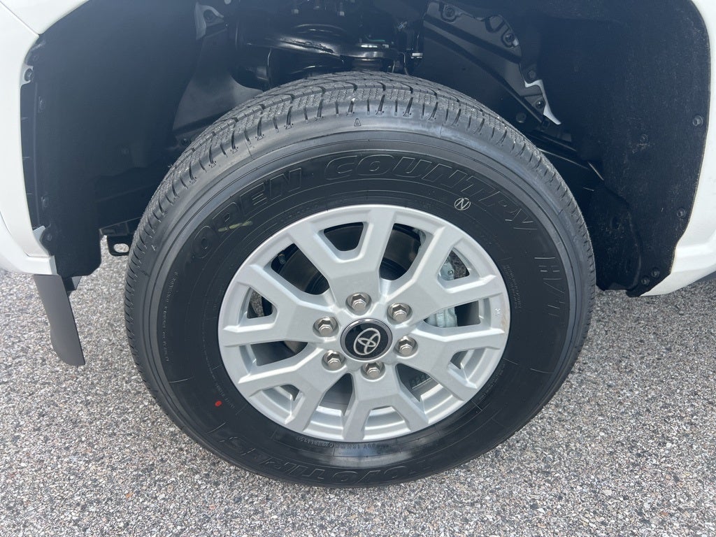 2025 Toyota Tacoma SR5