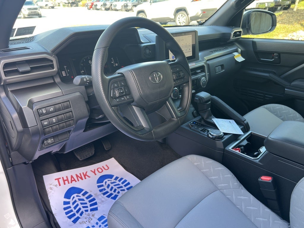 2025 Toyota Tacoma SR5