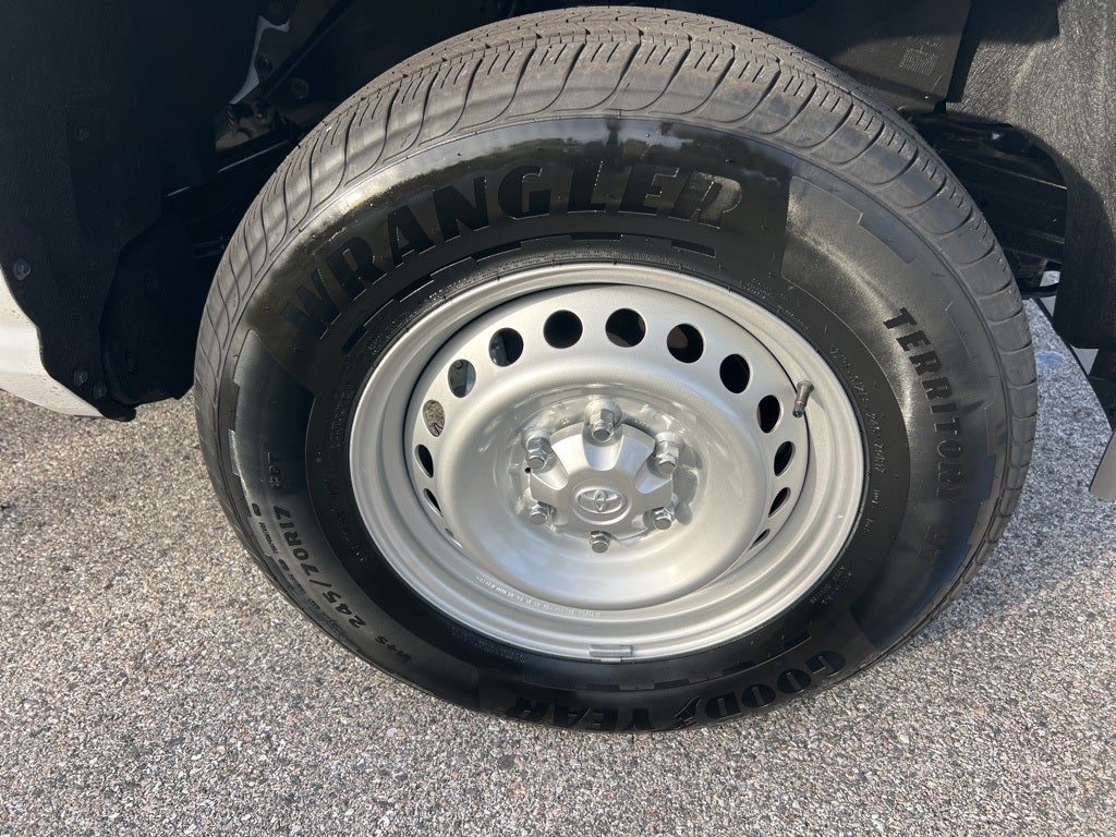 2025 Toyota Tacoma SR