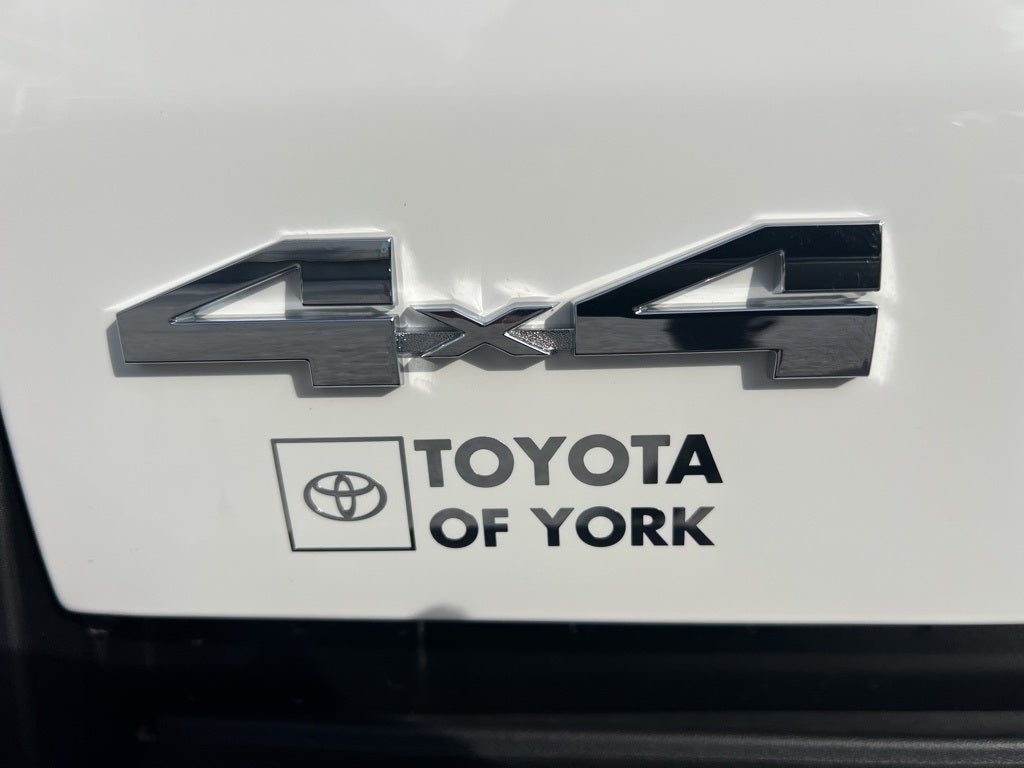 2025 Toyota Tacoma SR