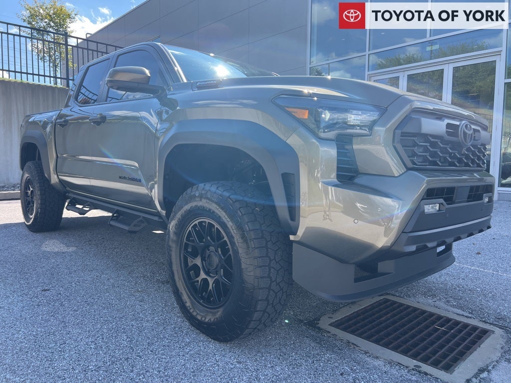 2025 Toyota Tacoma i-FORCE MAX TRD Off-Road i-FORCE MAX