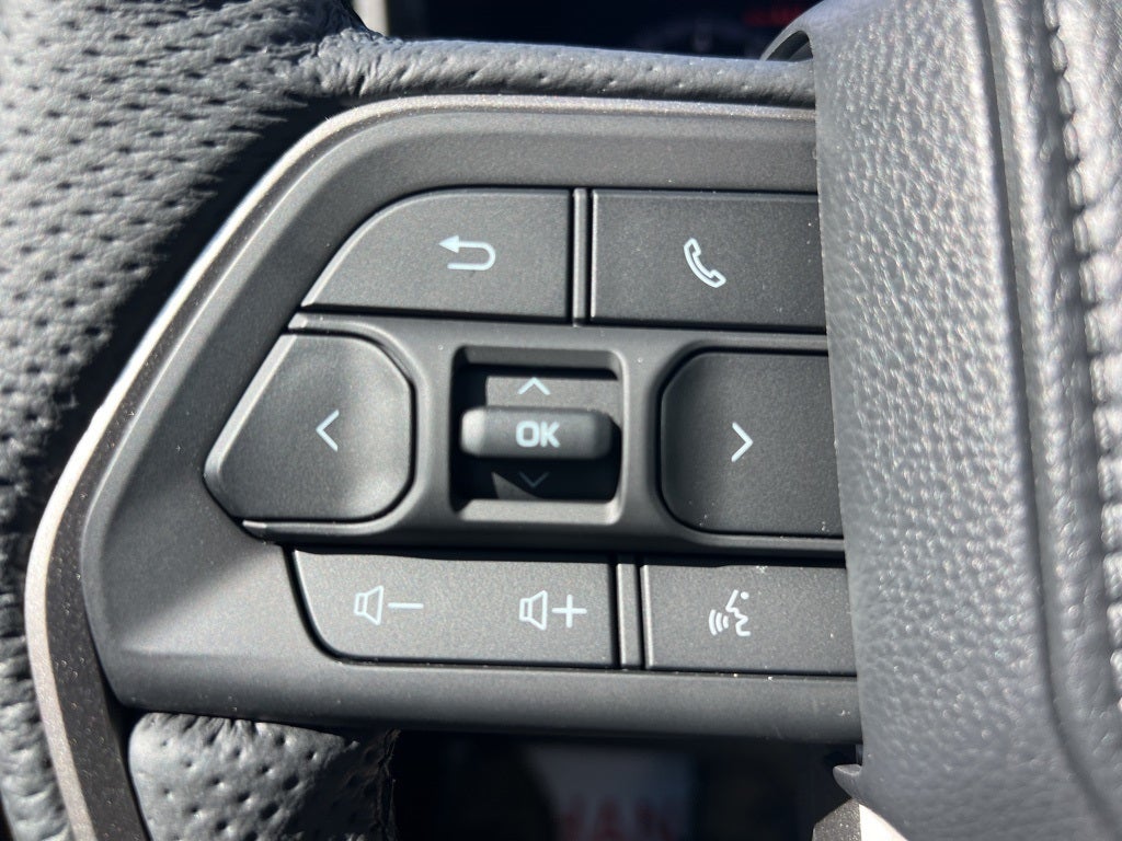 2025 Toyota Tacoma i-FORCE MAX TRD Off-Road i-FORCE MAX