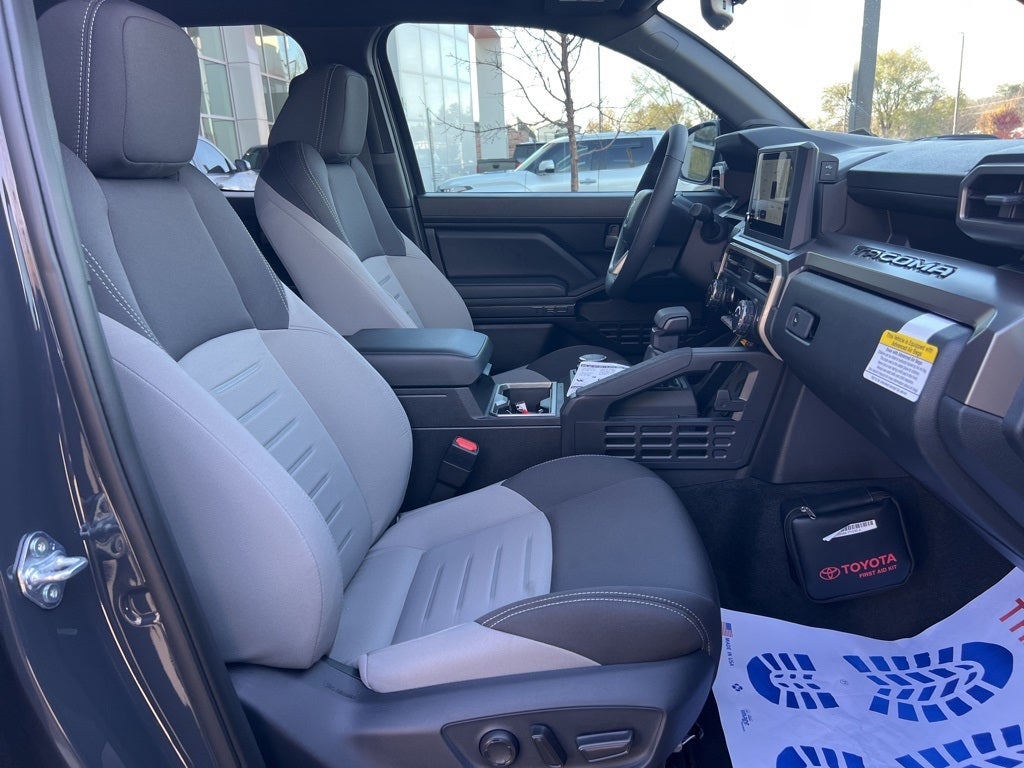 2025 Toyota Tacoma i-FORCE MAX TRD Sport i-FORCE MAX