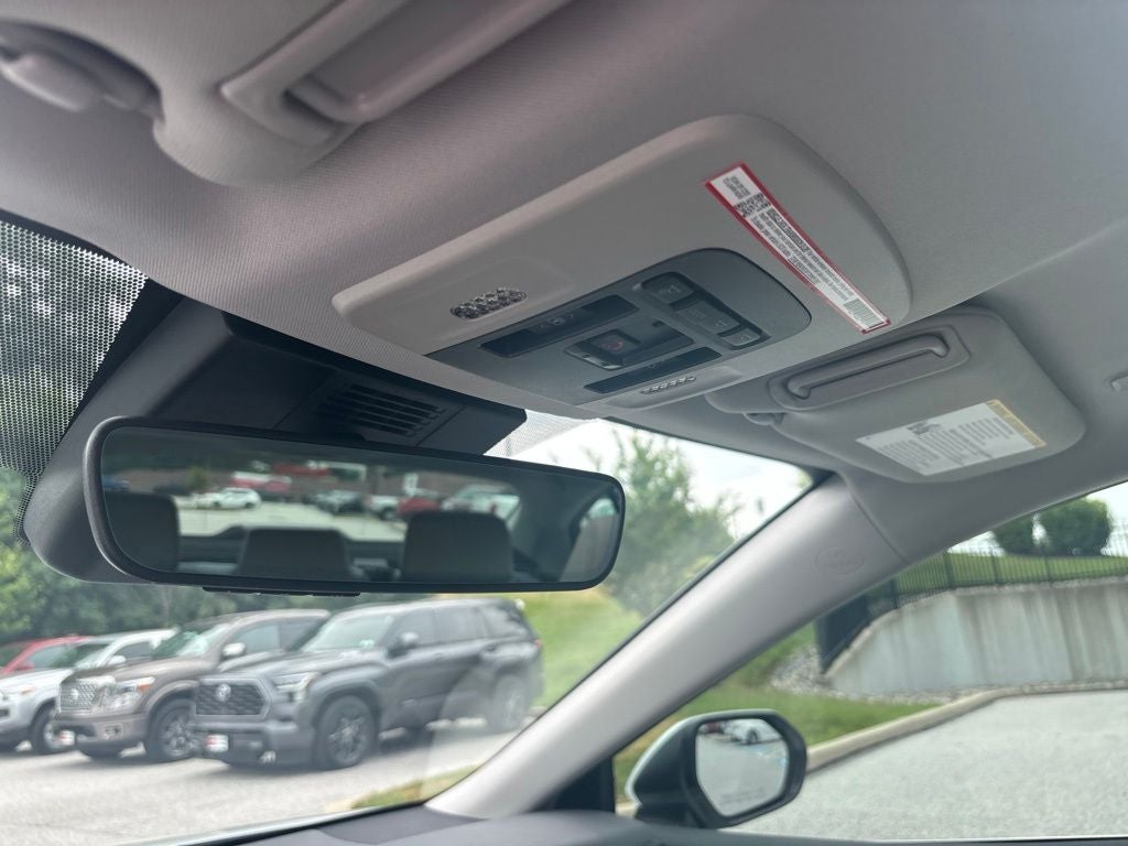 2026 Toyota Camry XLE - Photo 40
