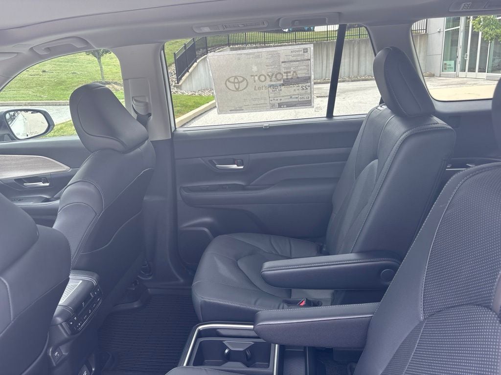 2026 Toyota Grand Highlander Platinum