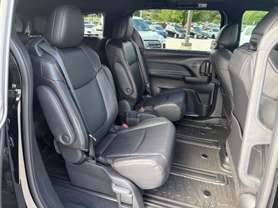 2026 Toyota Sienna Woodland Edition