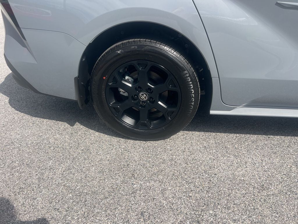 2026 Toyota Sienna Woodland Edition 7 Passenger