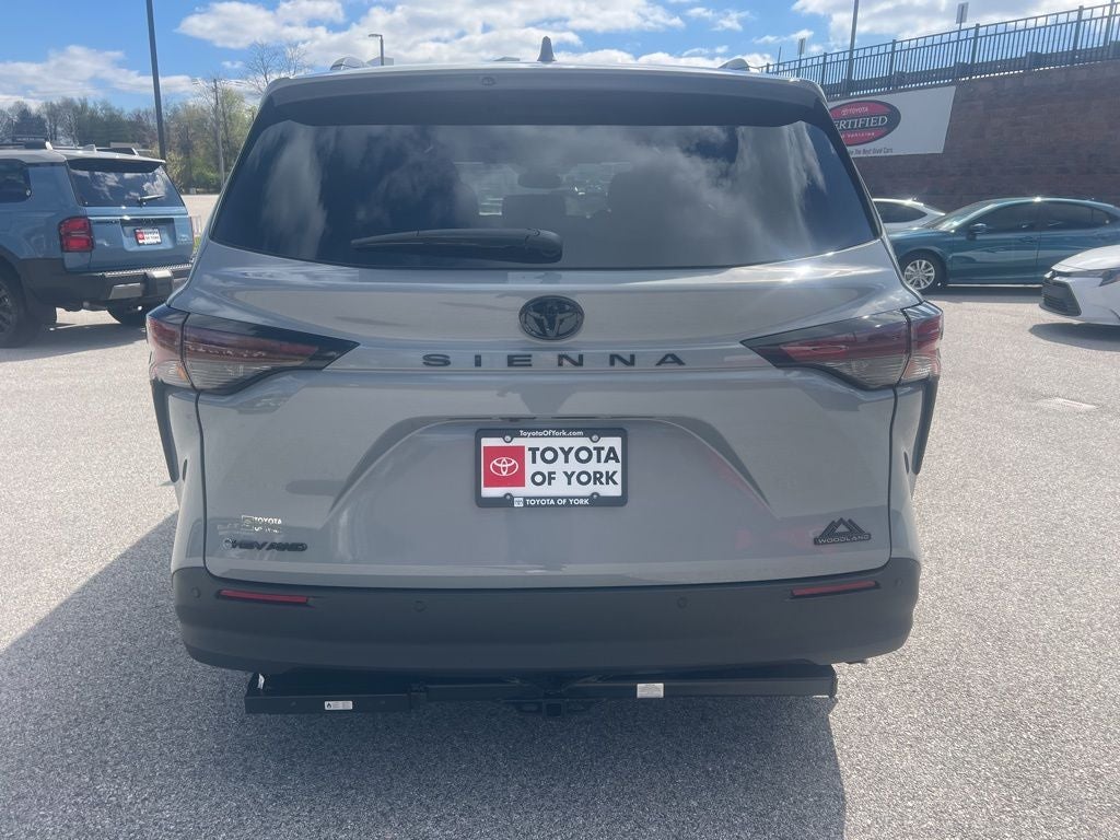 2026 Toyota Sienna Woodland Edition 7 Passenger