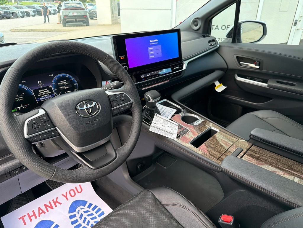 2026 Toyota Sienna Platinum 7 Passenger
