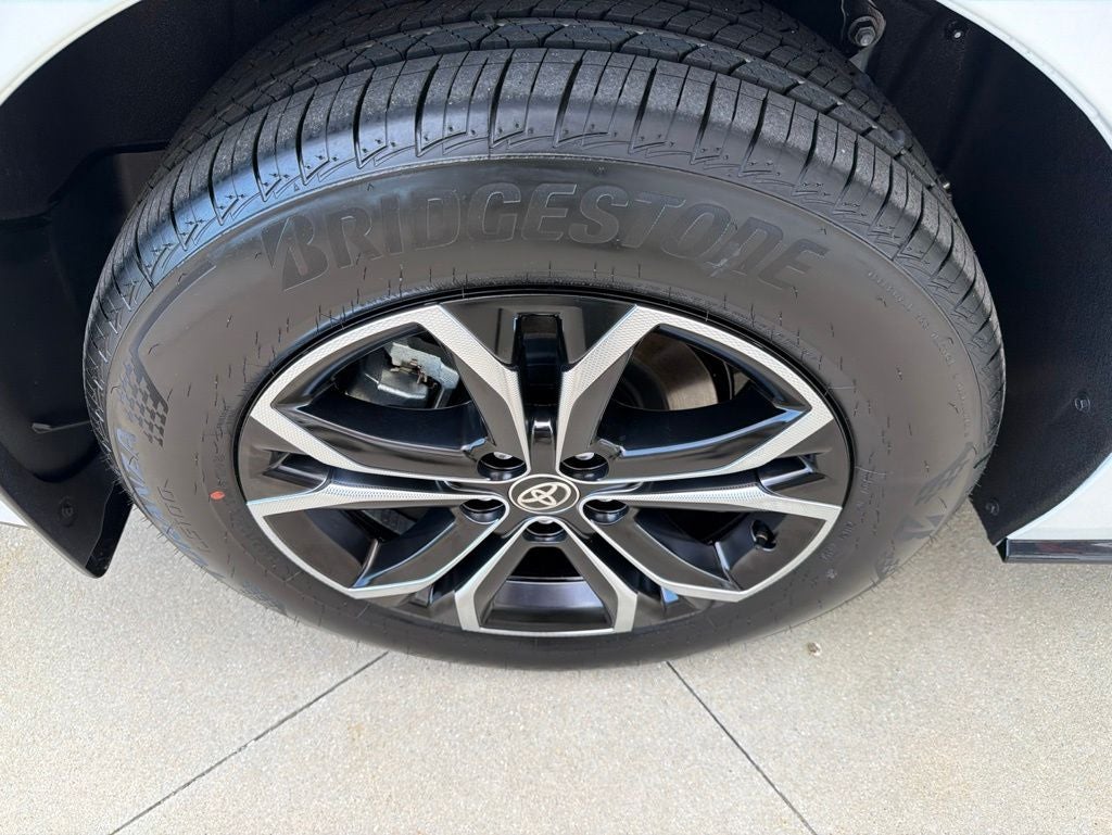 2026 Toyota Sienna Platinum 7 Passenger