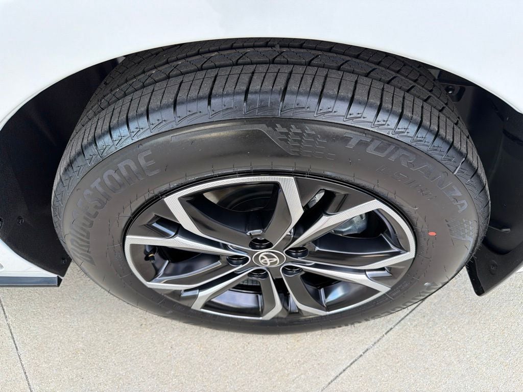 2026 Toyota Sienna Platinum 7 Passenger