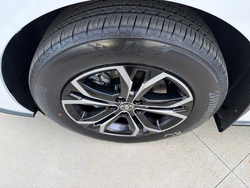 2026 Toyota Sienna Platinum 7 Passenger
