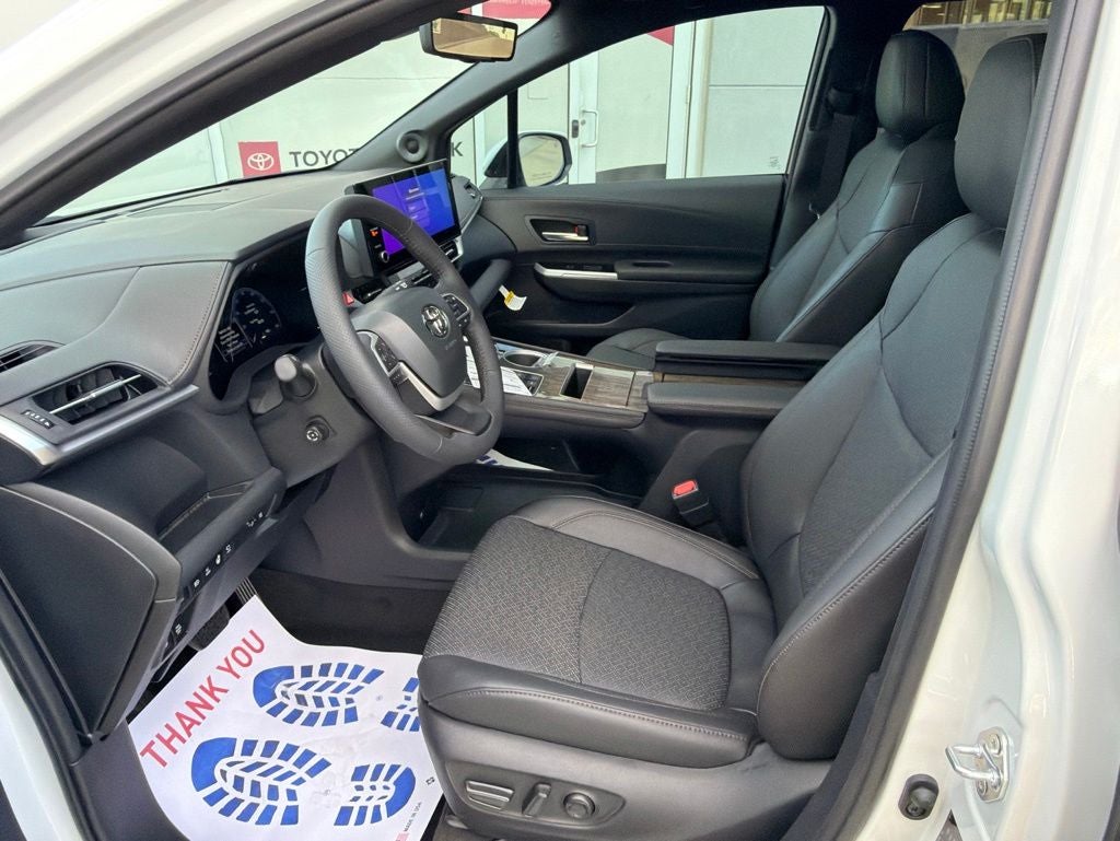 2026 Toyota Sienna Platinum 7 Passenger
