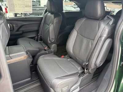 2026 Toyota Sienna Platinum 7 Passenger