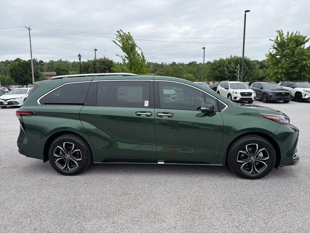 2026 Toyota Sienna Platinum 7 Passenger