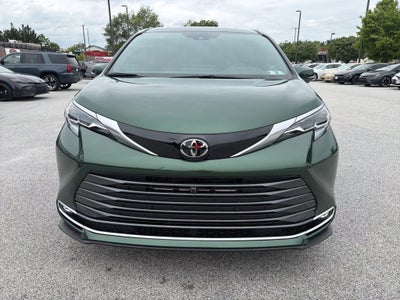 2026 Toyota Sienna Platinum 7 Passenger