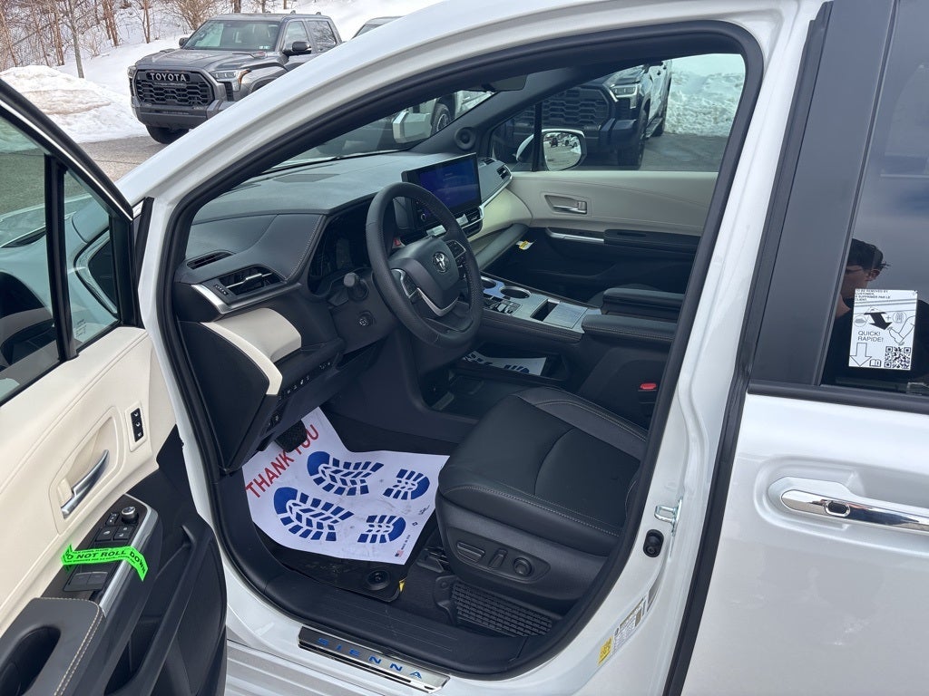 2026 Toyota Sienna Platinum 7 Passenger
