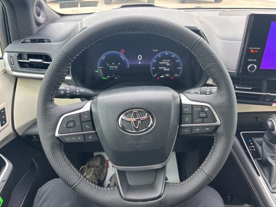 2026 Toyota Sienna Platinum 7 Passenger