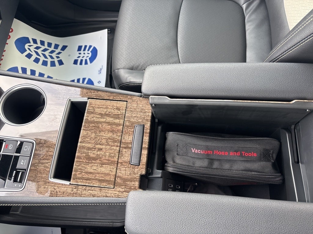 2026 Toyota Sienna Platinum 7 Passenger