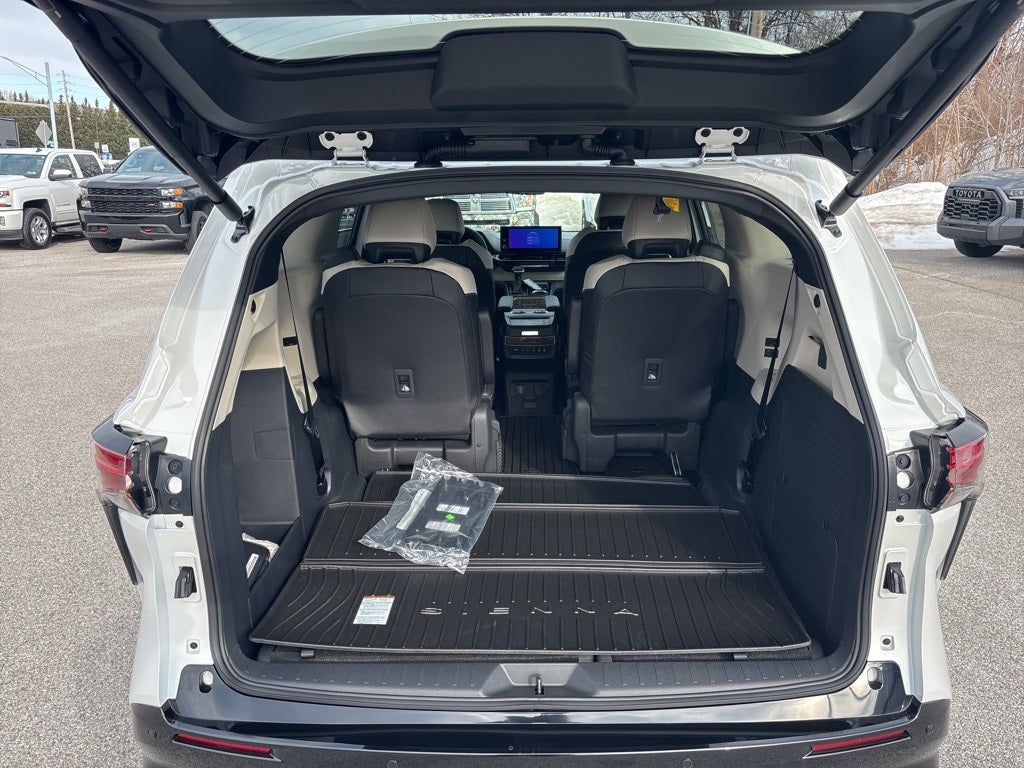 2026 Toyota Sienna Platinum 7 Passenger