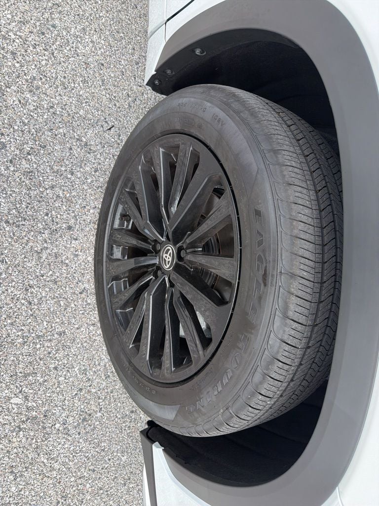 2026 Toyota Highlander Base