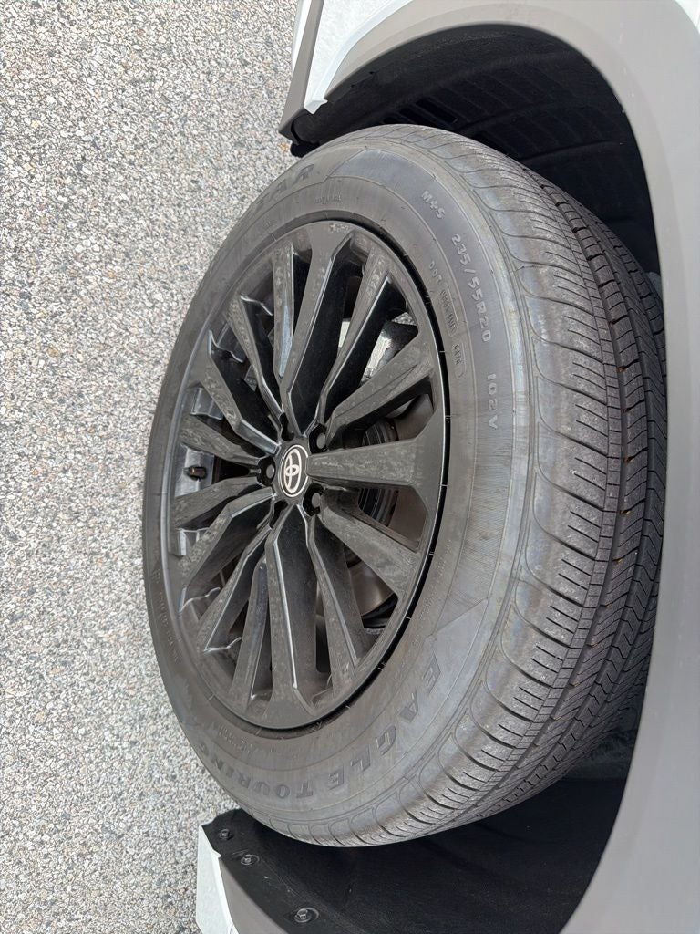 2026 Toyota Highlander Base