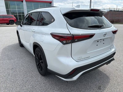 2026 Toyota Highlander Base