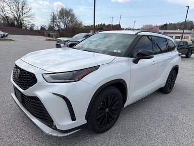 2026 Toyota Highlander Base