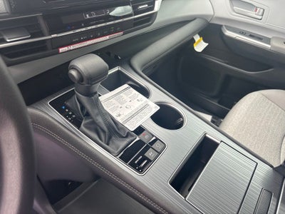 2026 Toyota Sienna LE