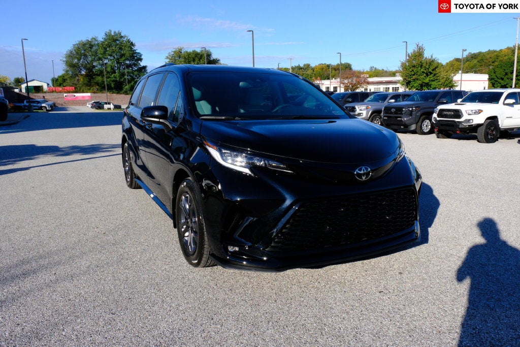 2026 Toyota Sienna XSE 7 Passenger