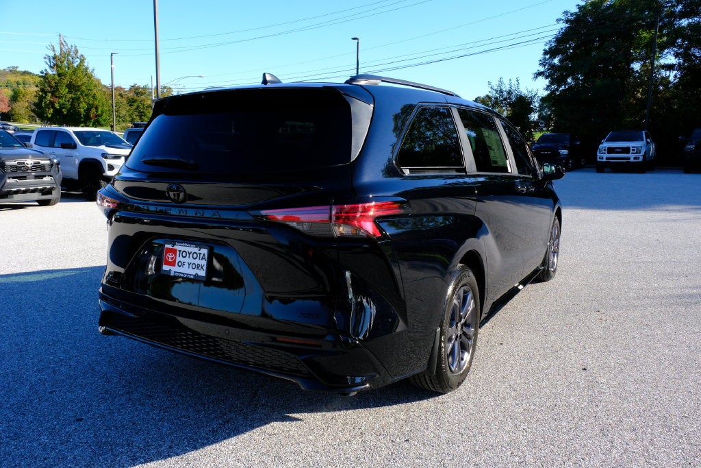 2026 Toyota Sienna XSE 7 Passenger