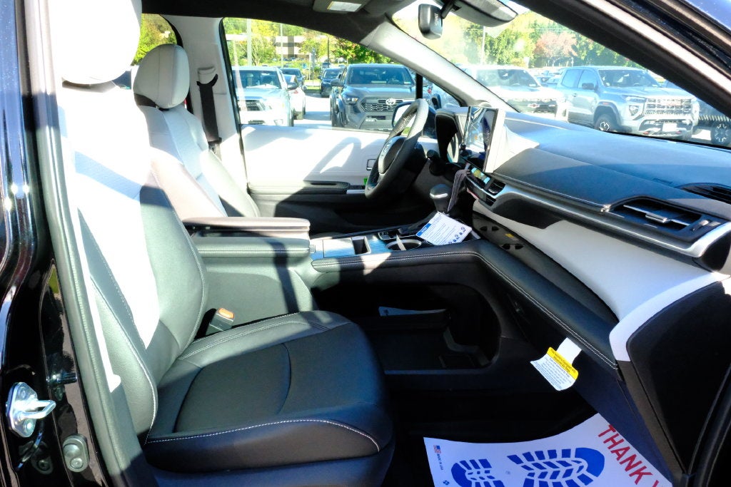2026 Toyota Sienna XSE 7 Passenger