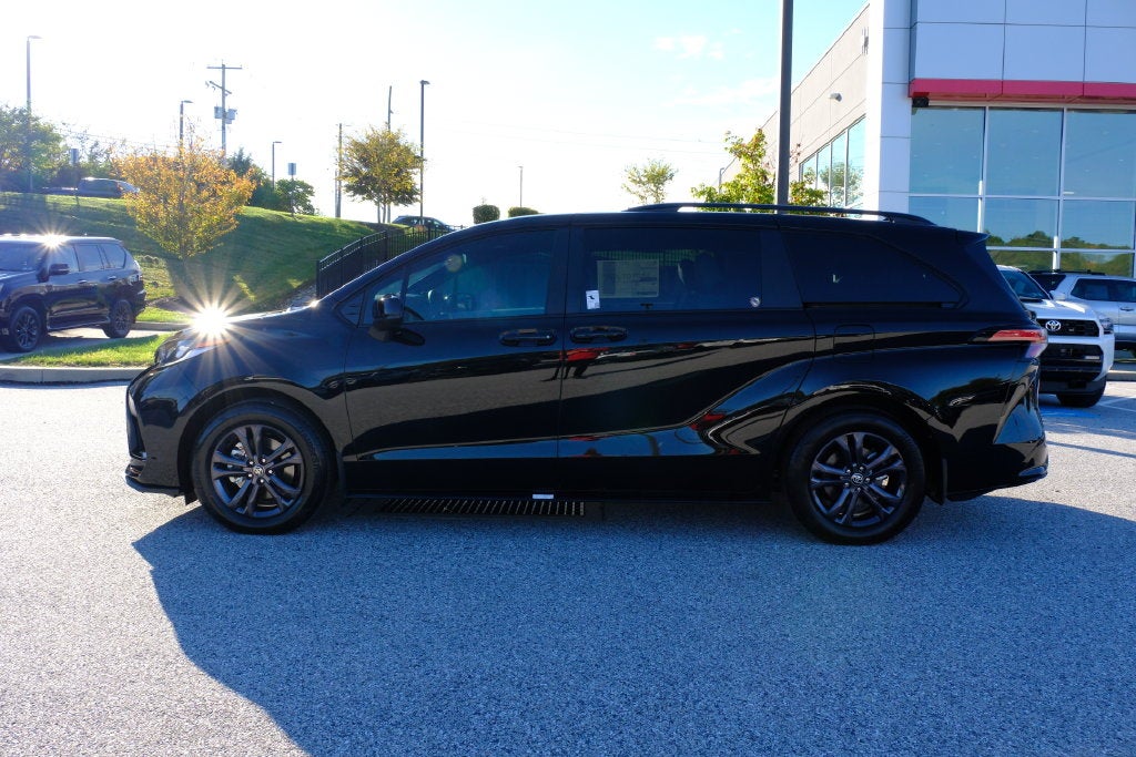 2026 Toyota Sienna XSE 7 Passenger