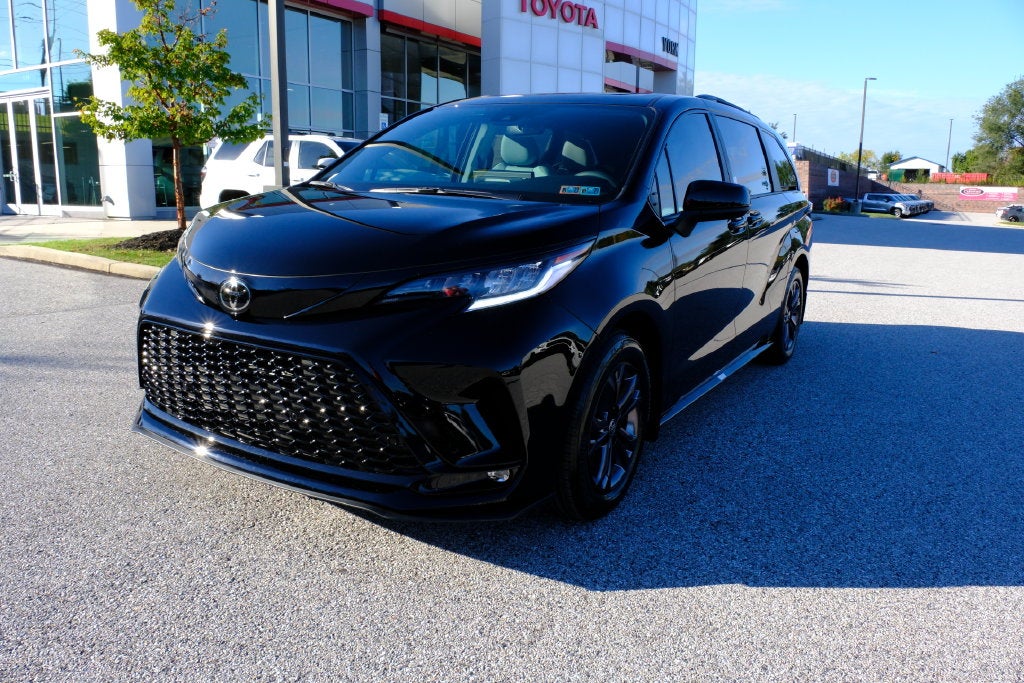 2026 Toyota Sienna XSE 7 Passenger