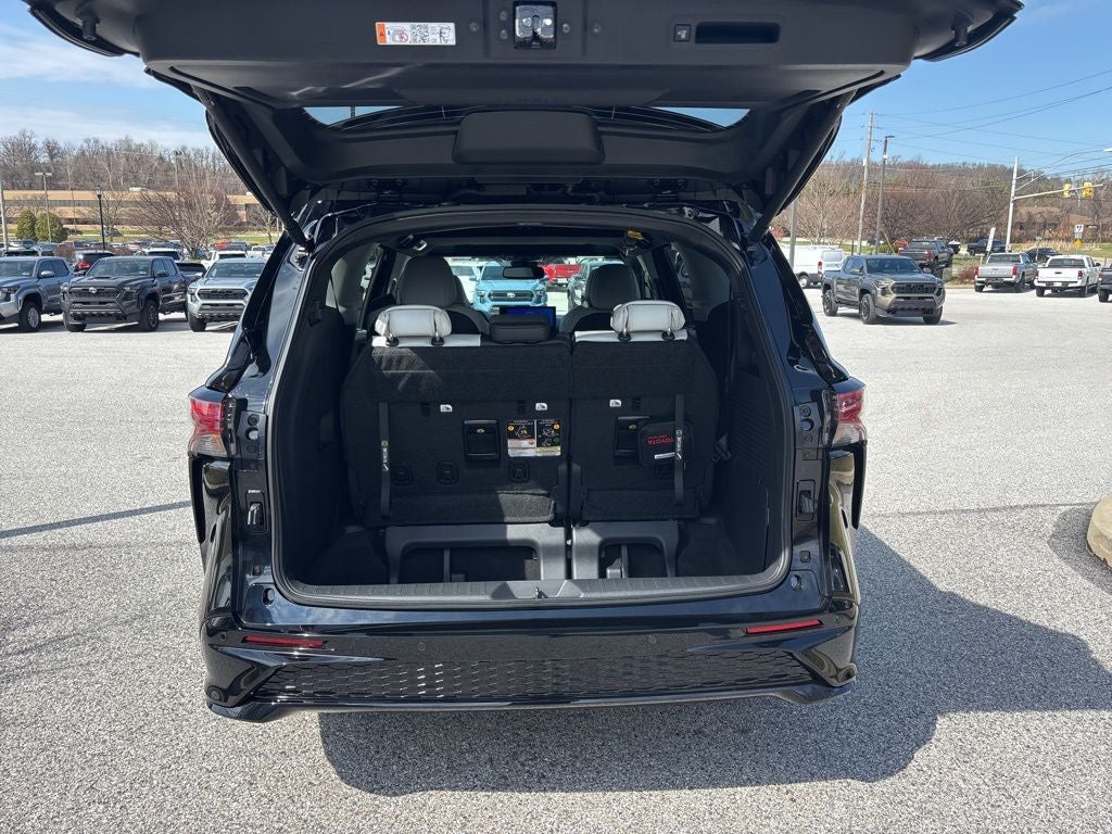2026 Toyota Sienna XSE 7 Passenger