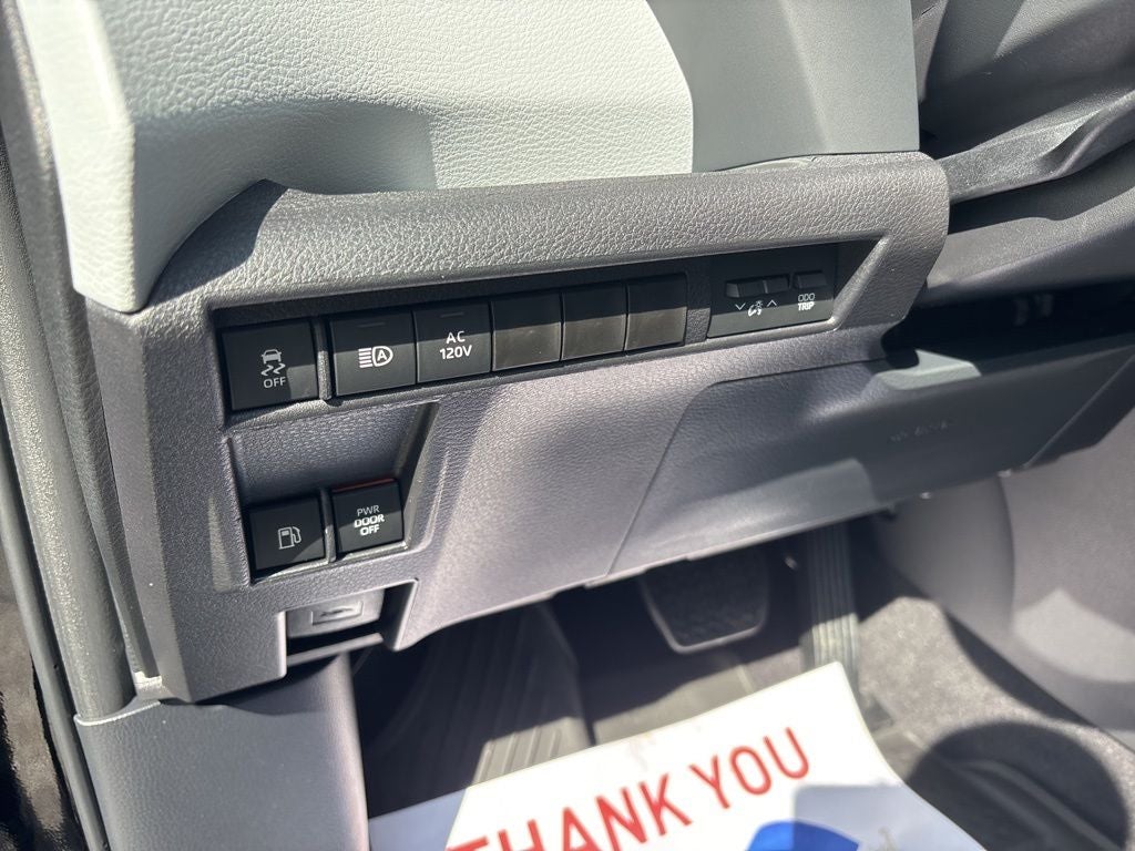 2026 Toyota Sienna XSE 7 Passenger