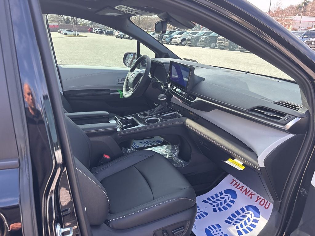 2026 Toyota Sienna XSE 7 Passenger