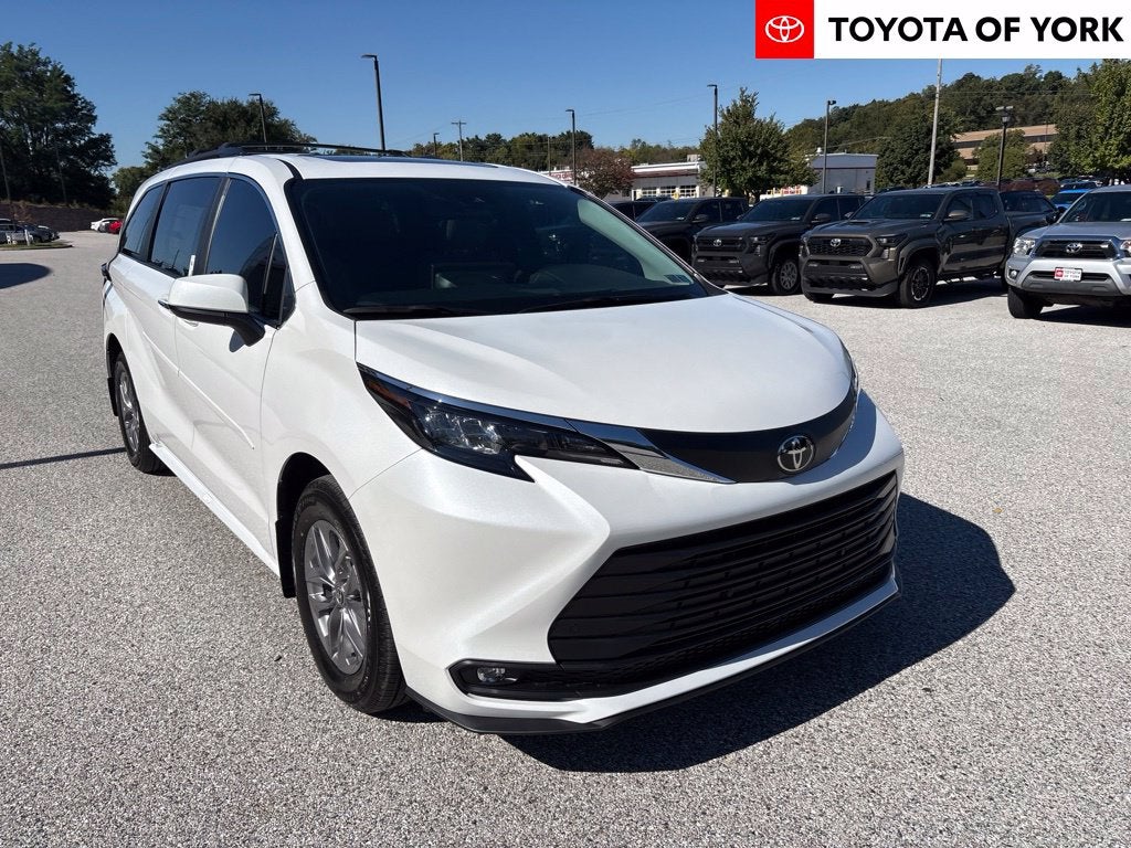 2026 Toyota Sienna XLE 7 Passenger